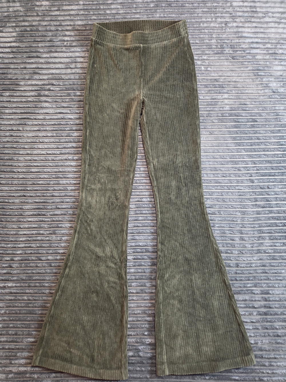 aerie Olive Ribbed Flare Pants — Vintage-Inspired Fit